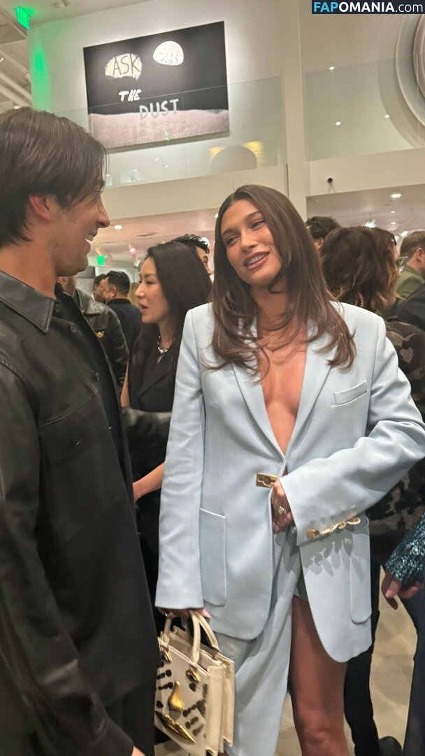 Hailey Baldwin Bieber / haileybieber Nu OnlyFans  Photo fuitée #424