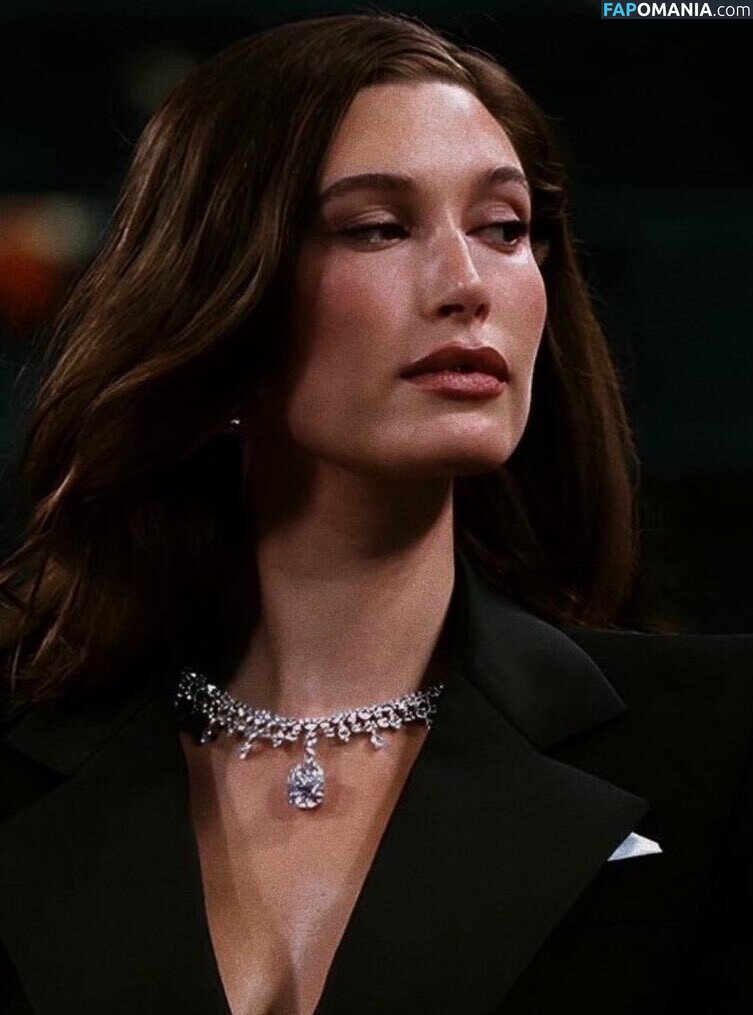 Hailey Baldwin Bieber / haileybieber Nu OnlyFans  Photo fuitée #645