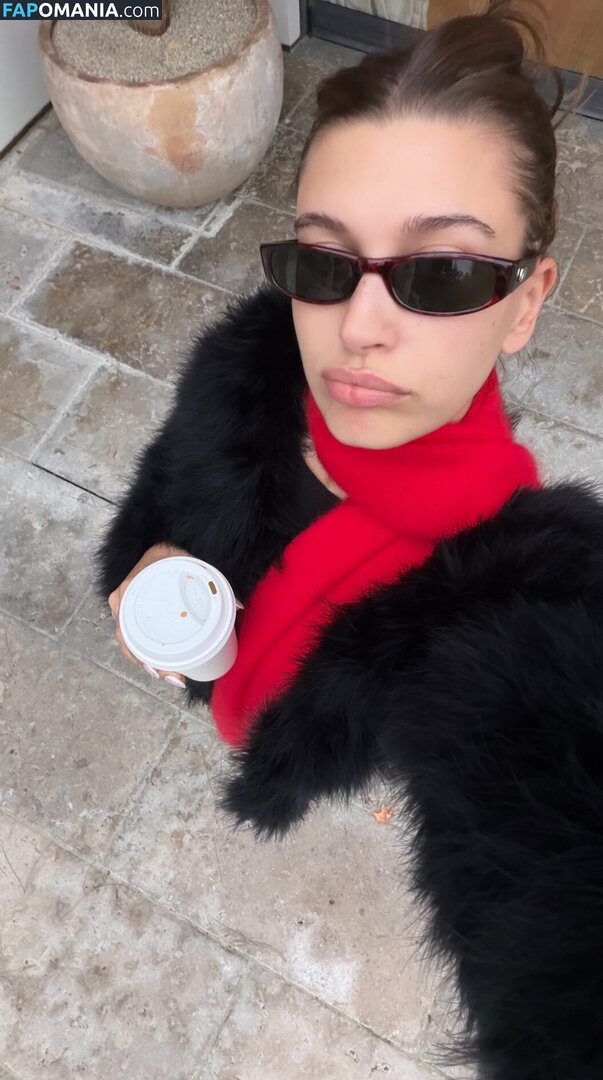 Hailey Baldwin Bieber / haileybieber Nu OnlyFans  Photo fuitée #654
