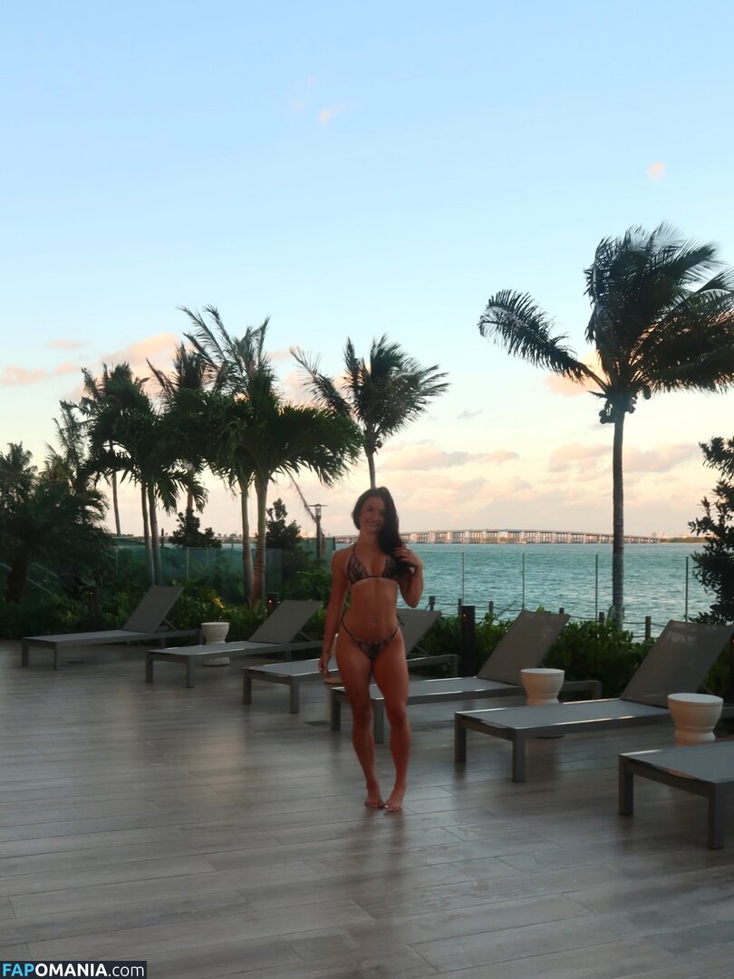 Hailey Esser / hailey.esser / hailey_esser / https: Nu OnlyFans  Photo fuitée #13