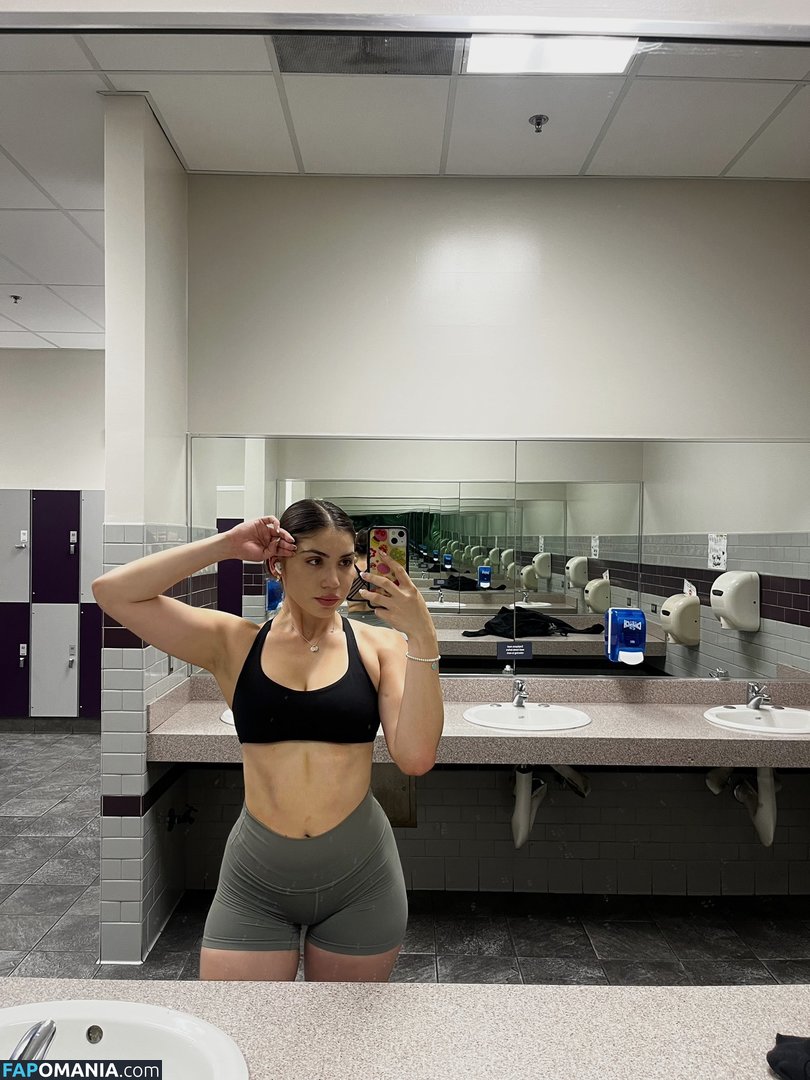 Hailey Gutierrez / heyhaii / heyyyleighh Nu OnlyFans  Photo fuitée #10