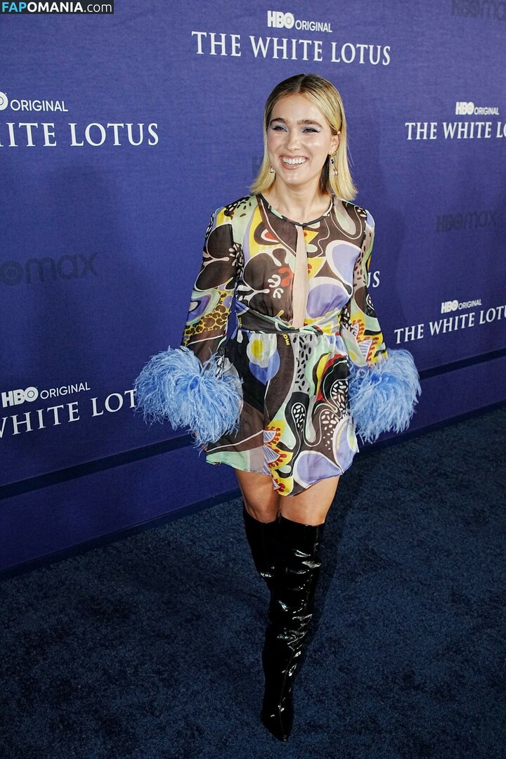 Haley Lu Richardson / haleyluhoo Nu OnlyFans  Photo fuitée #51