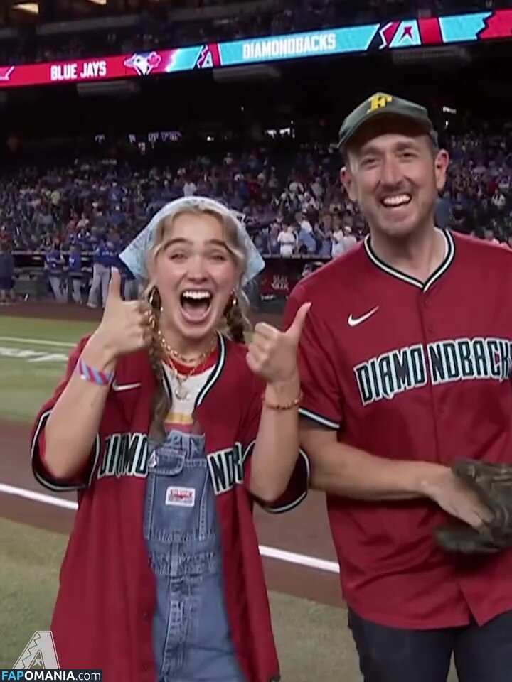 Haley Lu Richardson / haleyluhoo Nu OnlyFans  Photo fuitée #211