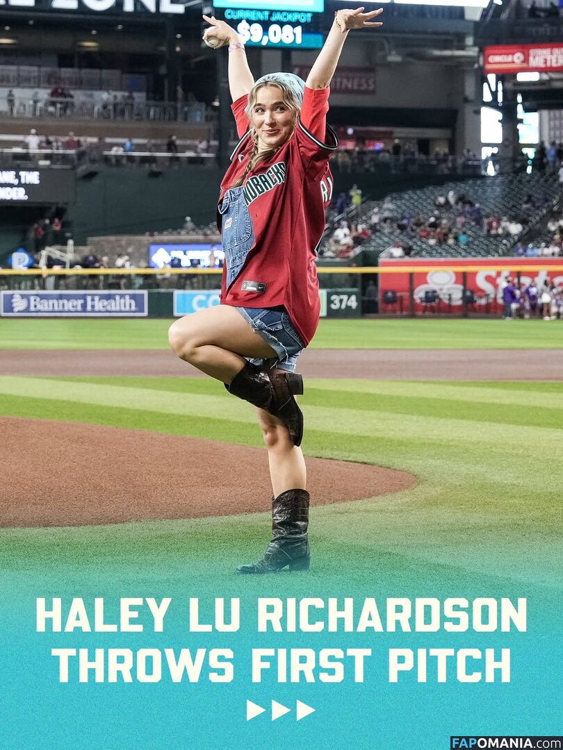 Haley Lu Richardson / haleyluhoo Nu OnlyFans  Photo fuitée #216