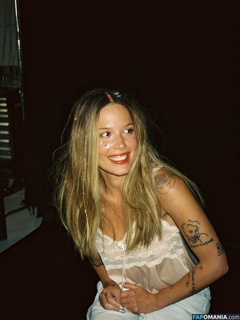 Halsey / https: / iamhalsey / yammahaaa Nu OnlyFans  Photo fuitée #3