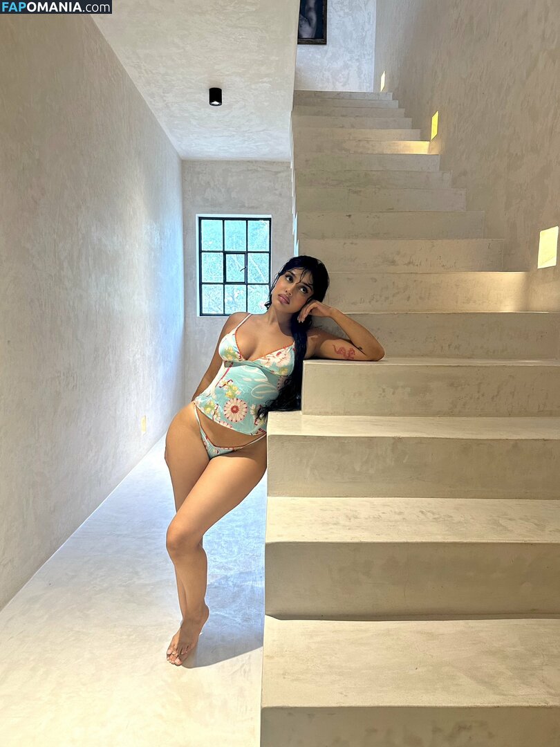 Hana Mahmood / HanaMyMood / imhauser_ Nu OnlyFans  Photo fuitée #11