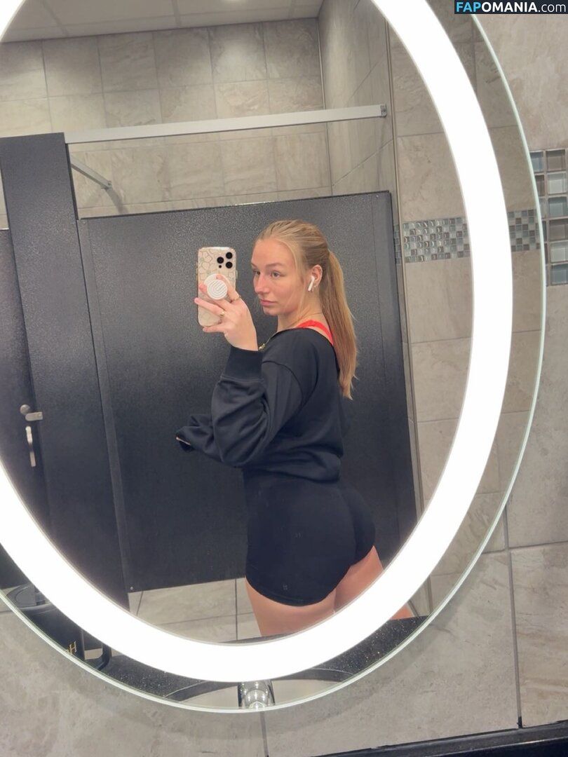 Hannah Woods / hannah-woods / hannah_amanita / hannwoodss Nu OnlyFans  Photo fuitée #79