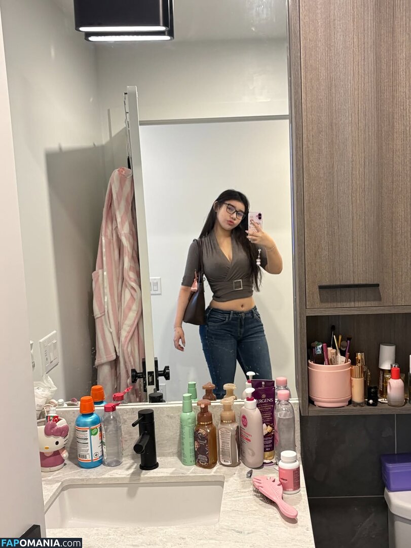 Hannahkae27 Nu OnlyFans  Photo fuitée #825