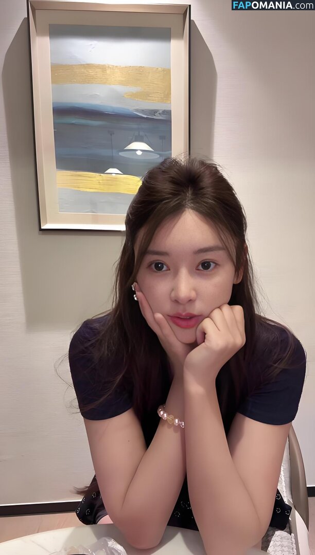 hanyi / 韩艺 Hanyi Nu OnlyFans  Photo fuitée #2