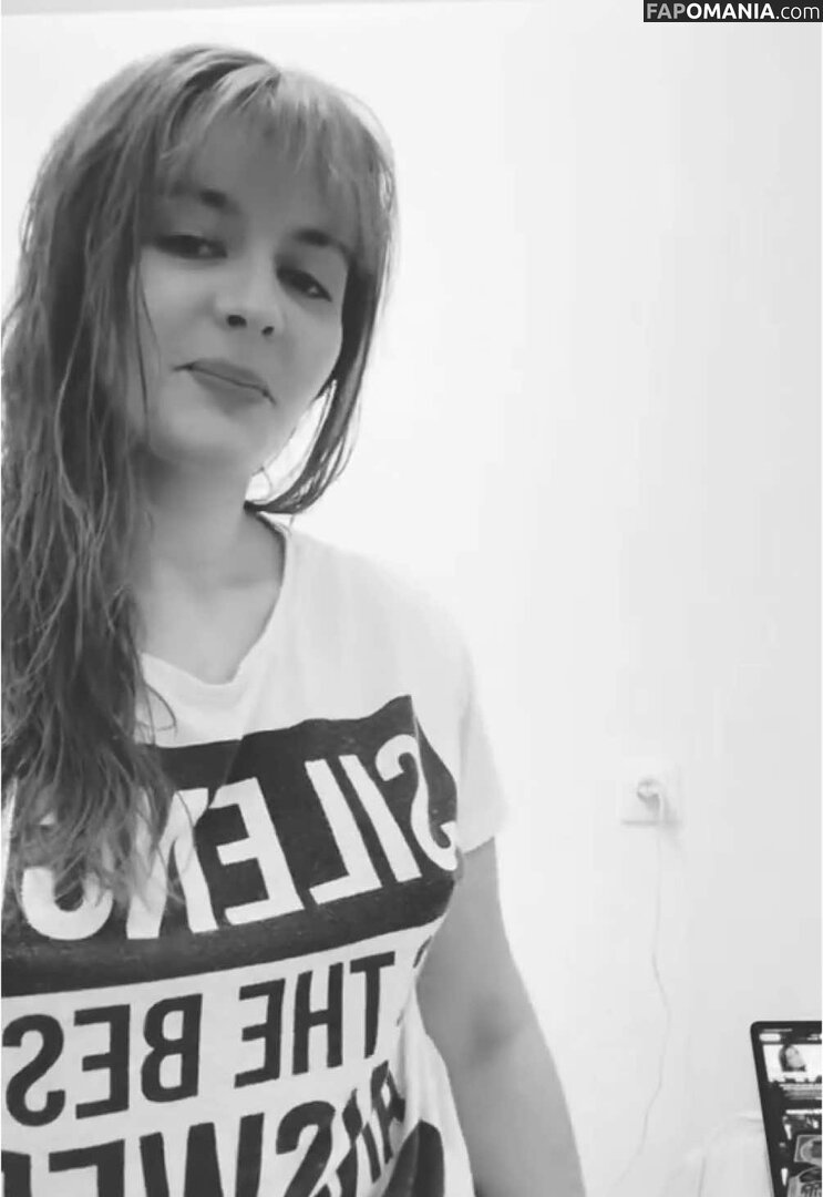 Harmonie Rain / _harmonierain / harmonie.rain2 / harmonierain / https: Nu OnlyFans  Photo fuitée #14