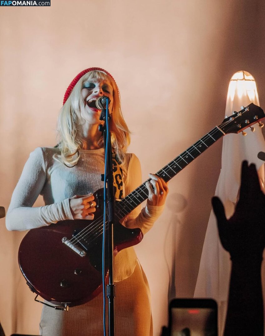Hayley Williams / meepyfreepy / yelyahwilliams Nu OnlyFans  Photo fuitée #73