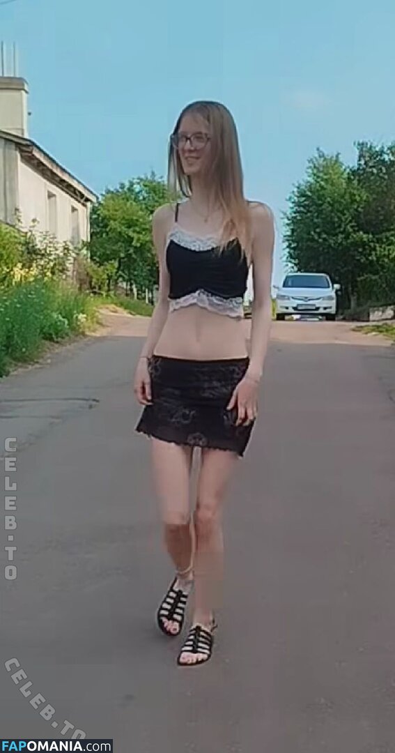 elen.meln / helen_meln777 / melena17_ElenMeln Nu OnlyFans  Photo fuitée #8