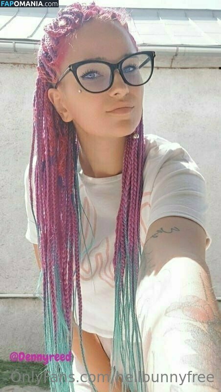 hellbunnyfree Nu OnlyFans  Photo fuitée #2