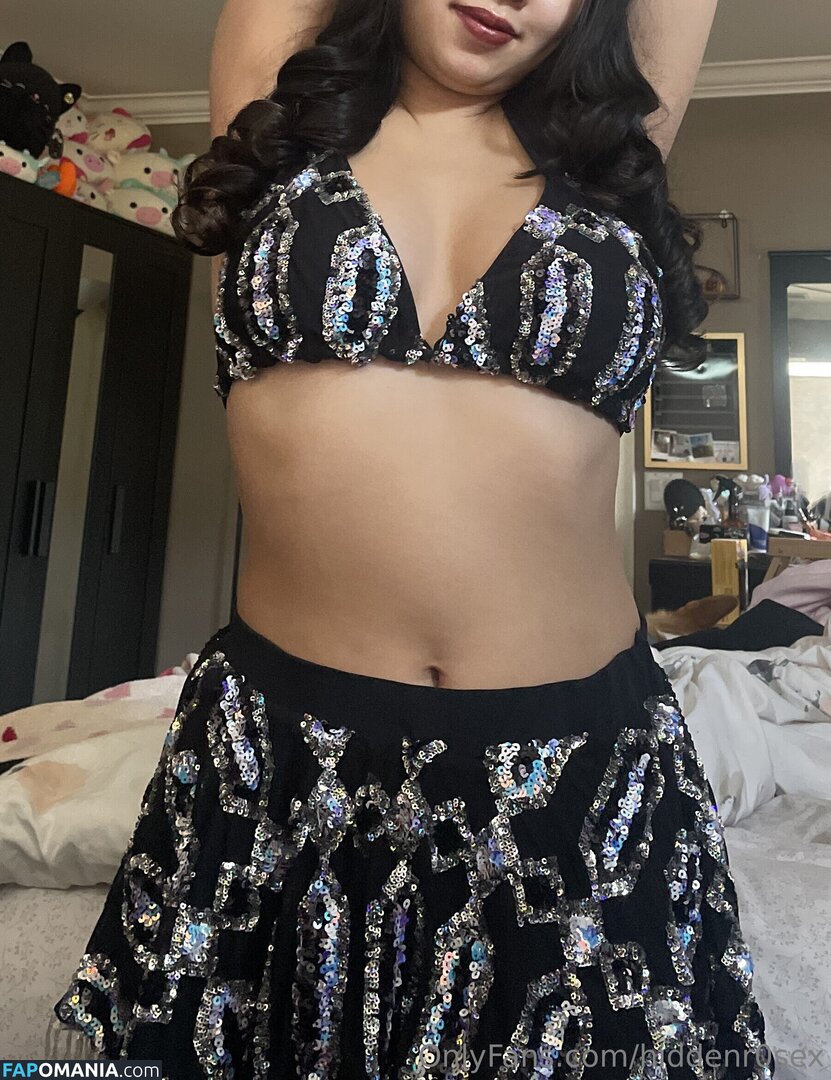 hiddenr0sex / xosecretlyobsessed Nu OnlyFans  Photo fuitée #11