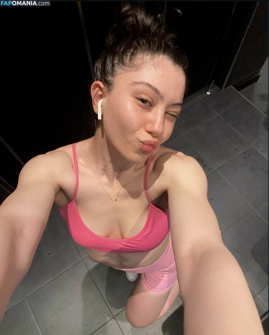 Hilal Fener / hilalfenerr / kittyshf1 Nu OnlyFans  Photo fuitée #10