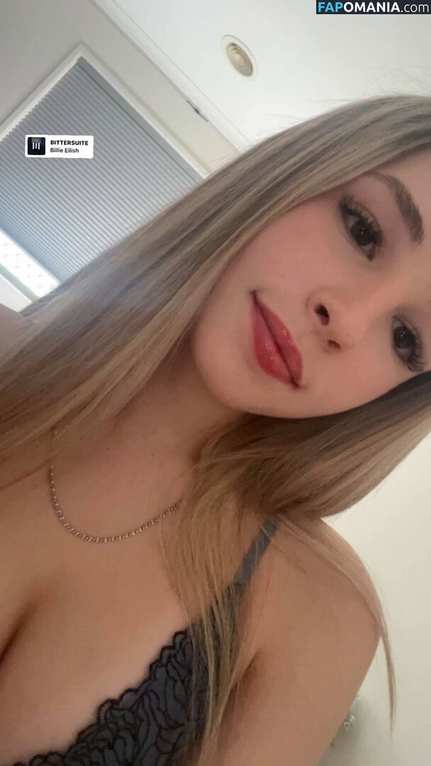 Holly Naude / hollyyynaude Nu OnlyFans  Photo fuitée #7