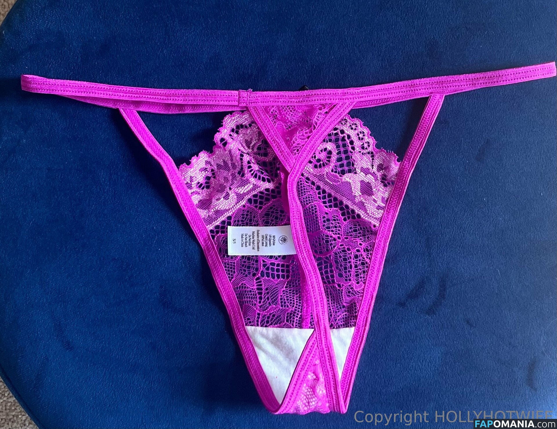 HollyHotwife / hollyhotwifejones Nu OnlyFans  Photo fuitée #50