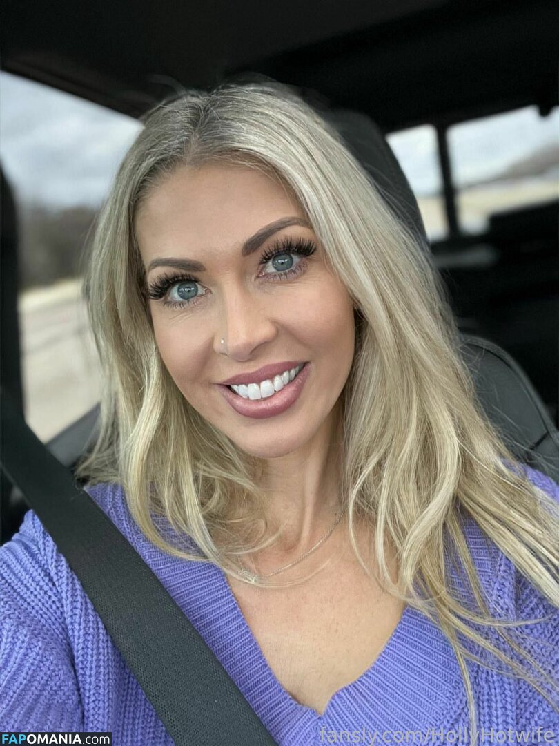 HollyHotwife / hollyhotwifejones Nu OnlyFans  Photo fuitée #208