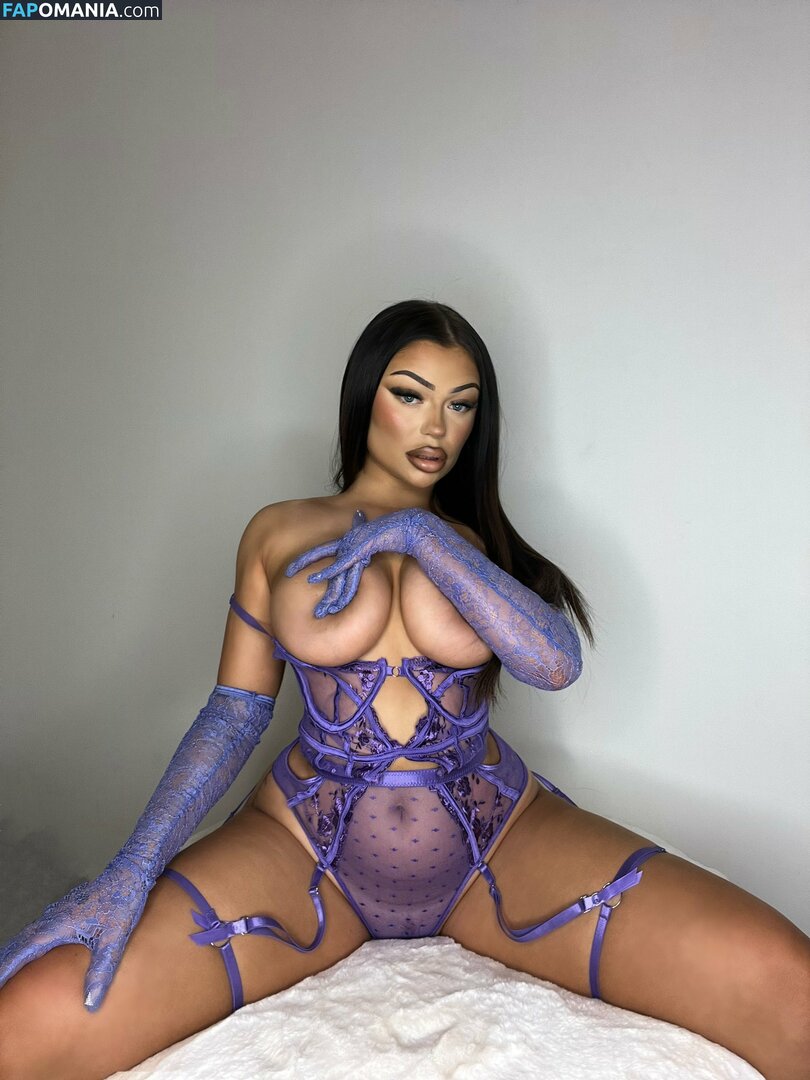 Holly Hankin / HollyyDollyy / hollyydol Nu OnlyFans  Photo fuitée #5