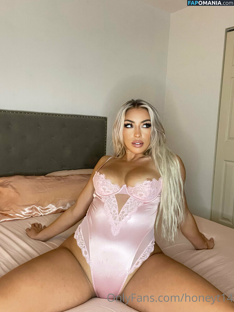 honeyt14 / tristin_greene Nu OnlyFans  Photo fuitée #42