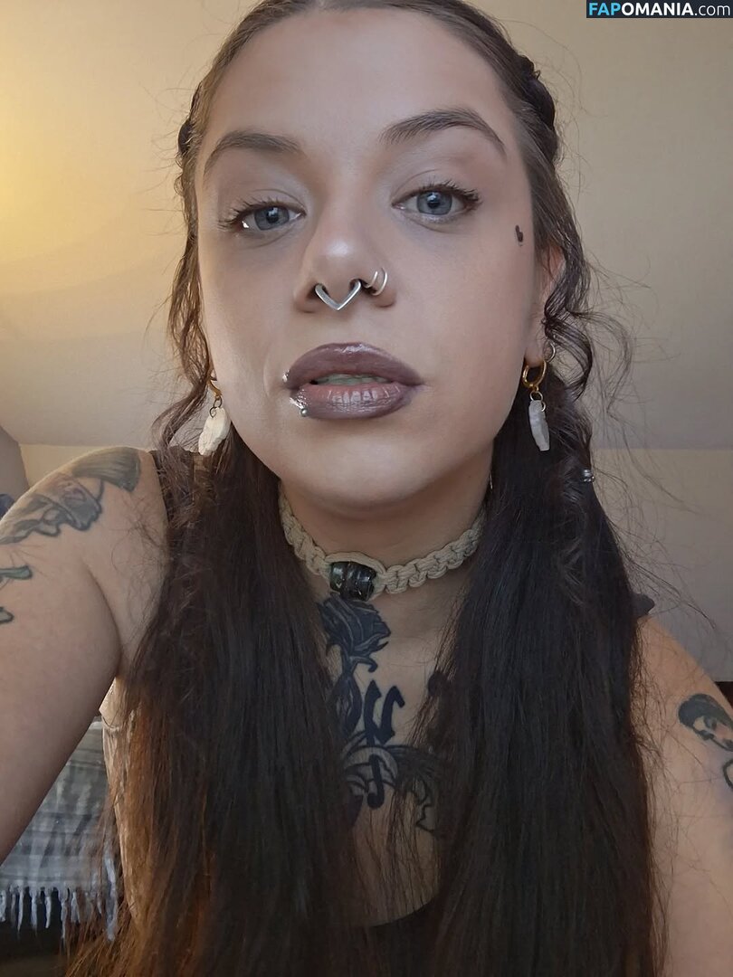 H00dieninja / Hoodieninja / britt_the_human Nu OnlyFans  Photo fuitée #1