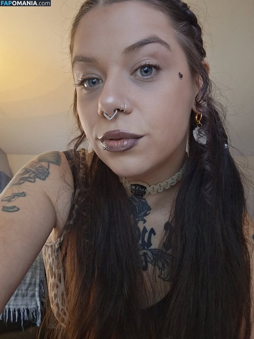 H00dieninja / Hoodieninja / britt_the_human Nu OnlyFans  Photo fuitée #2