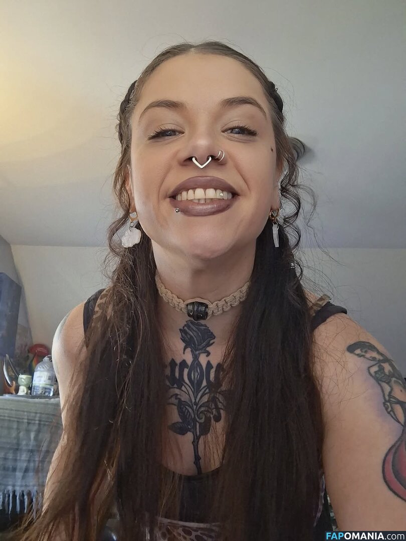 H00dieninja / Hoodieninja / britt_the_human Nu OnlyFans  Photo fuitée #3