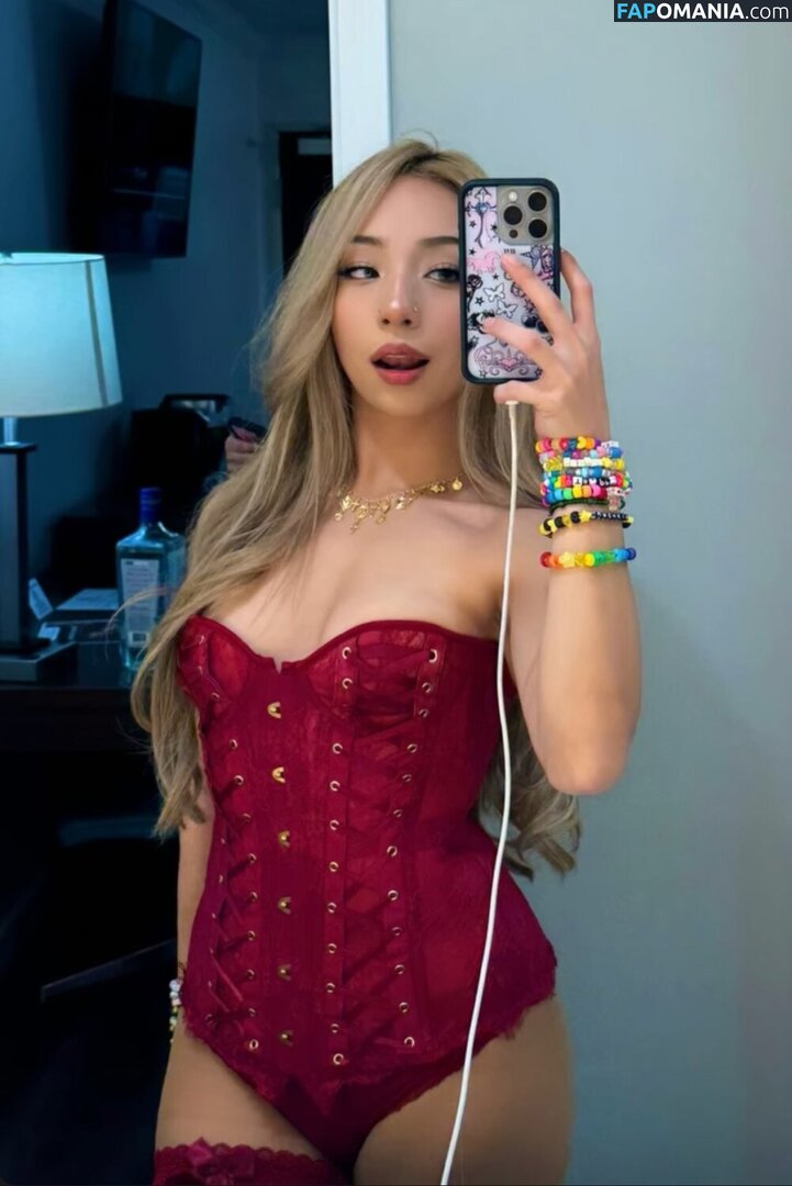 hot4yaya Nu OnlyFans  Photo fuitée #1