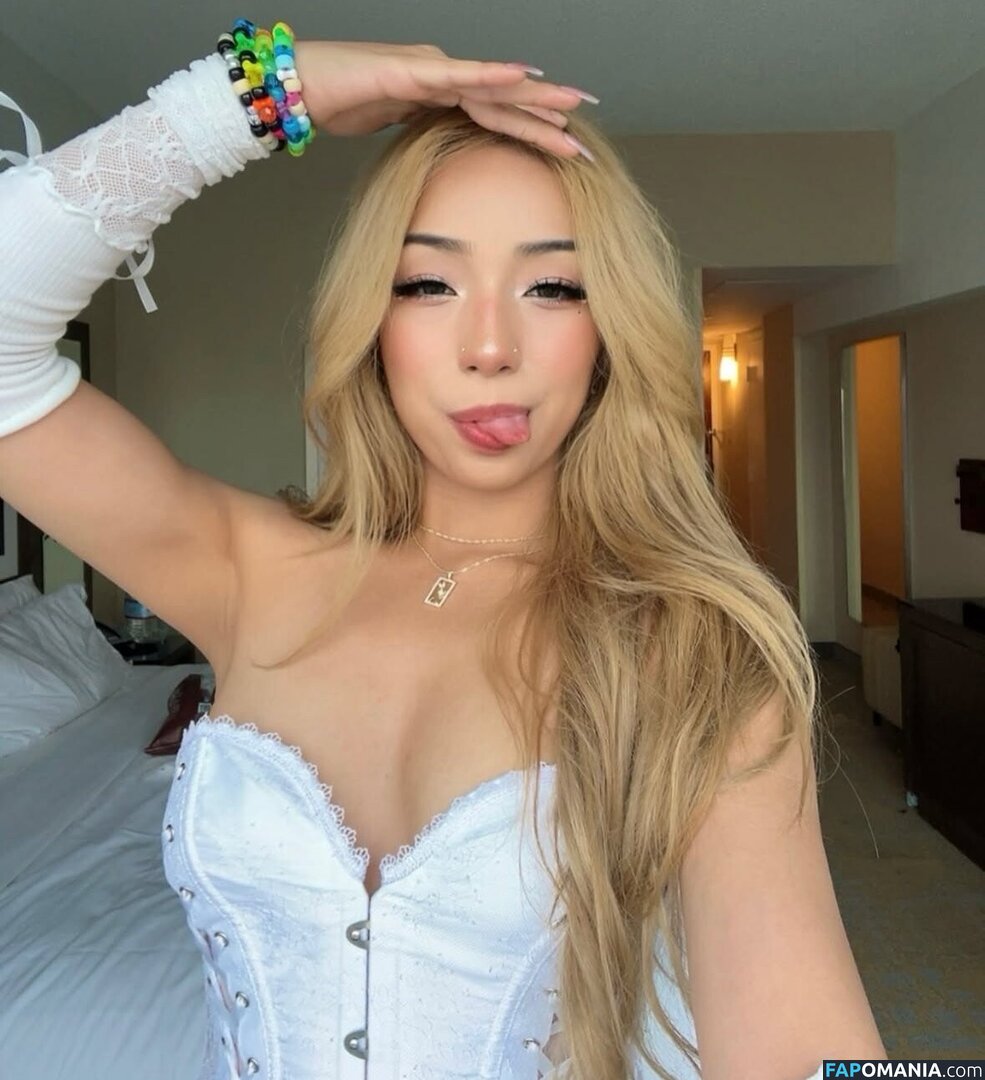 hot4yaya Nu OnlyFans  Photo fuitée #3