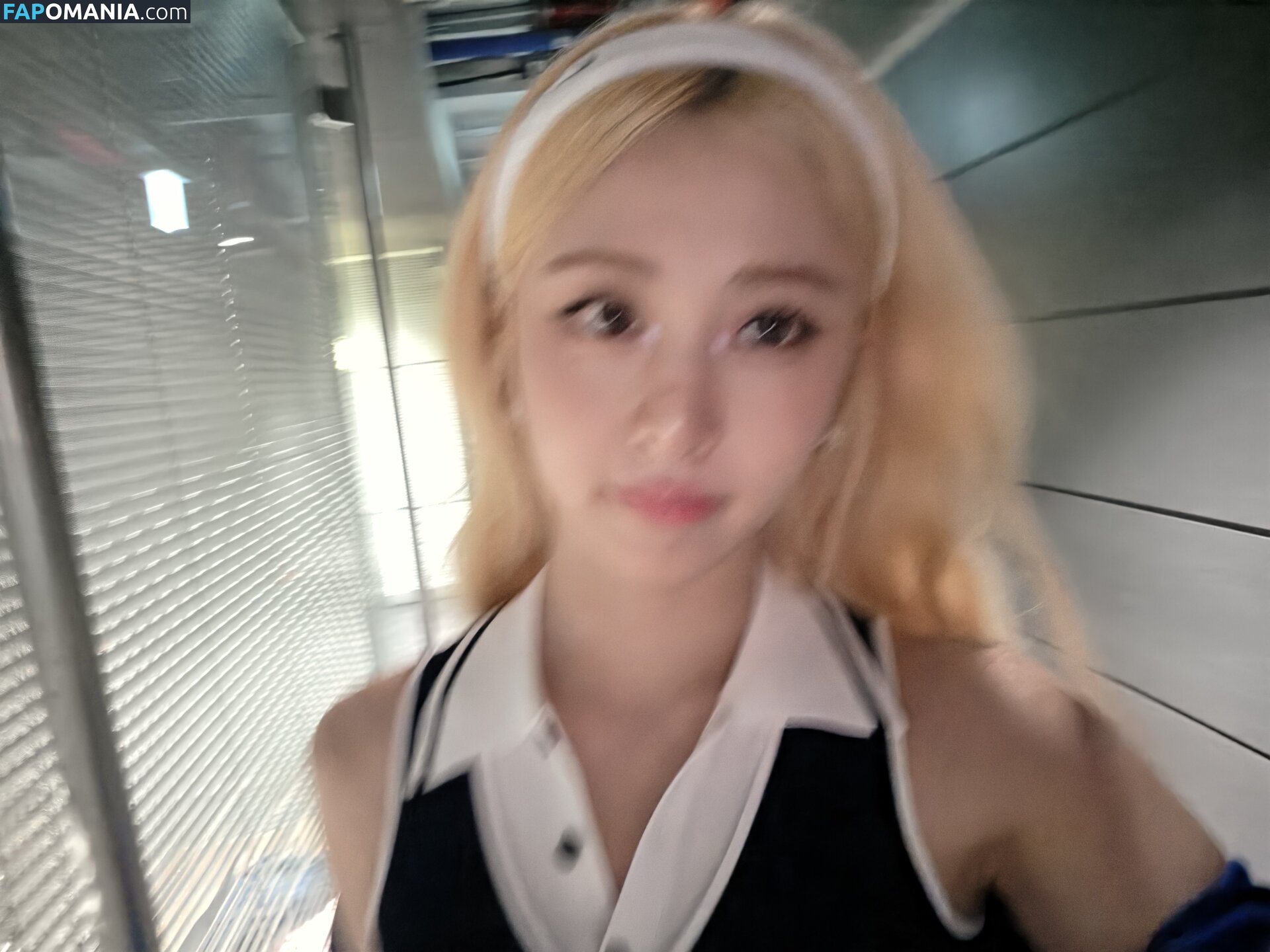 Huh Yunjin 허윤진 / LESSERAFIM / jenaissante Nu OnlyFans  Photo fuitée #2