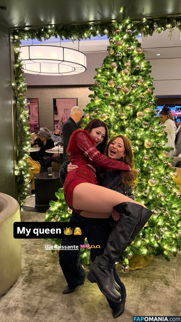 Huh Yunjin 허윤진 / LESSERAFIM / yunjin_lesserafims Nu OnlyFans  Photo fuitée #1