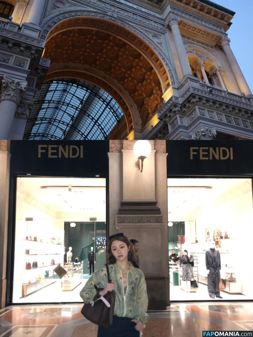 Huh Yunjin 허윤진 / LESSERAFIM / yunjin_lesserafims Nu OnlyFans  Photo fuitée #21