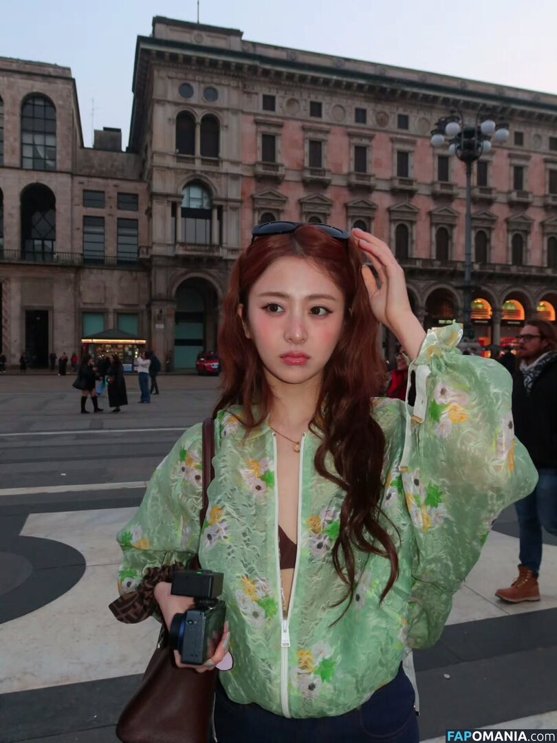 Huh Yunjin 허윤진 / LESSERAFIM / yunjin_lesserafims Nu OnlyFans  Photo fuitée #26