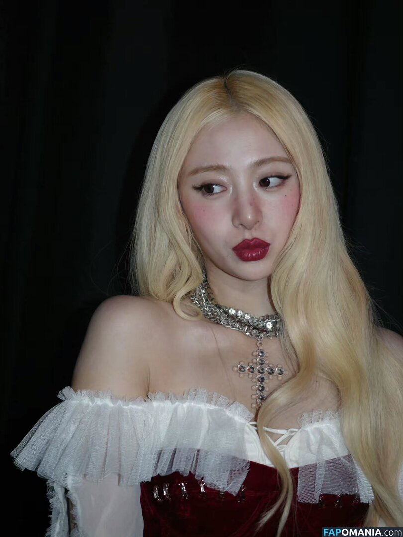 Huh Yunjin 허윤진 / LESSERAFIM / jenaissante Nu OnlyFans  Photo fuitée #56