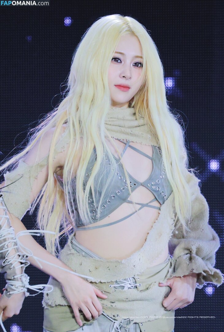 Huh Yunjin 허윤진 / LESSERAFIM / jenaissante Nu OnlyFans  Photo fuitée #72