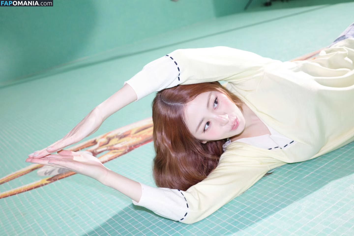 Huh Yunjin 허윤진 / LESSERAFIM / jenaissante Nu OnlyFans  Photo fuitée #98