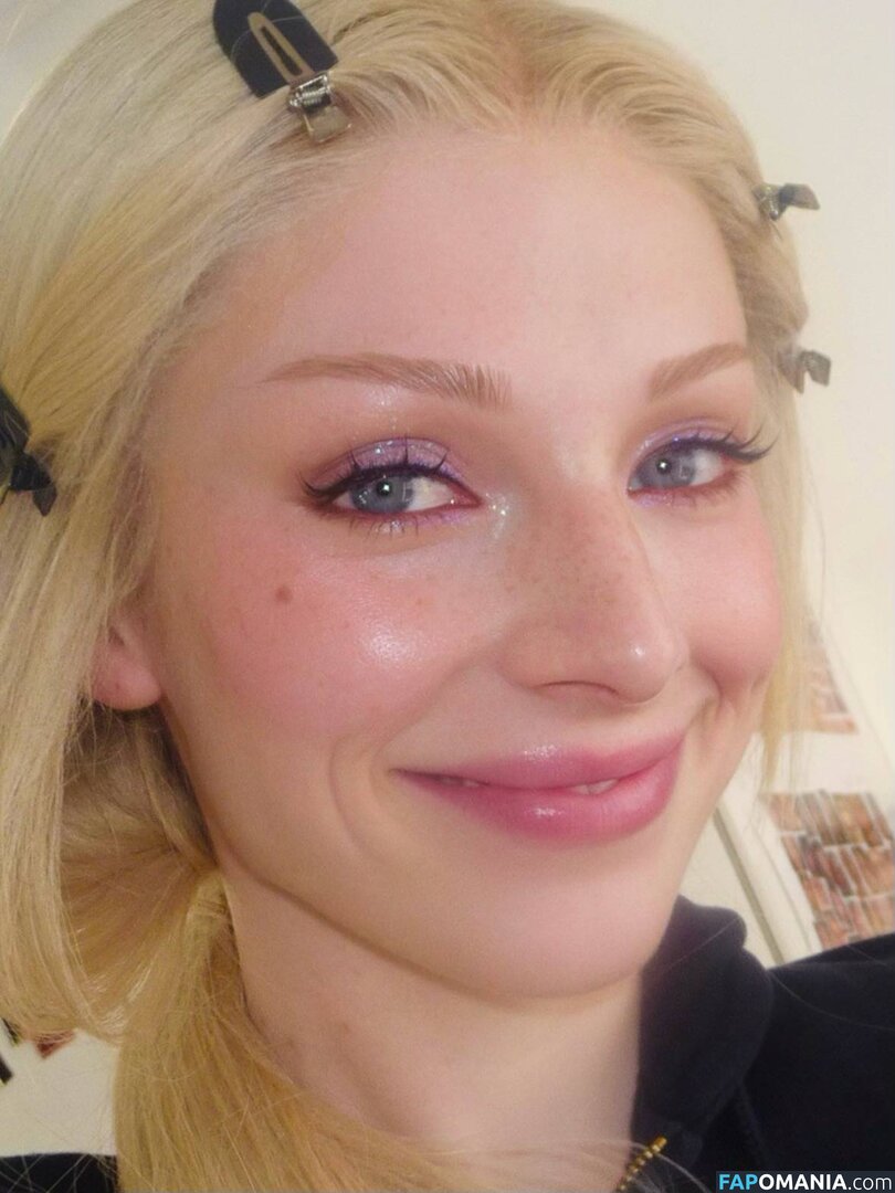 Hunter Schafer / hunterschafer Nu OnlyFans  Photo fuitée #7