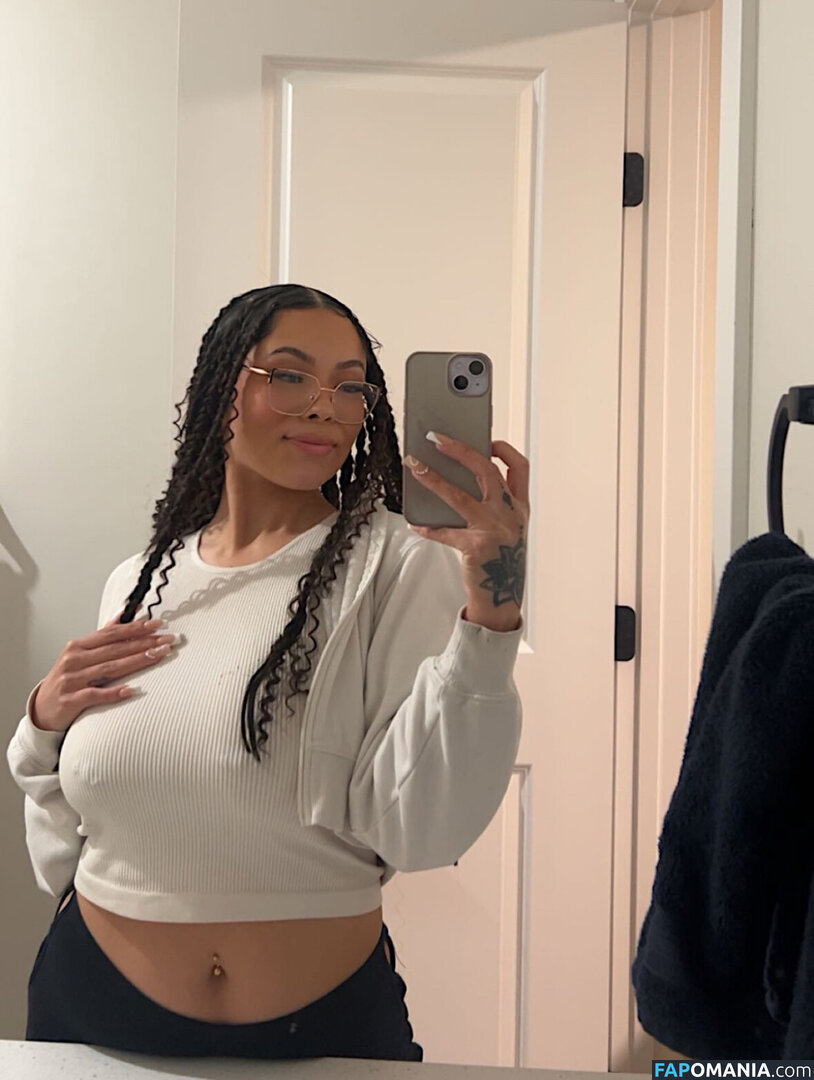 Hvvrmonyy / https: Nu OnlyFans  Photo fuitée #1