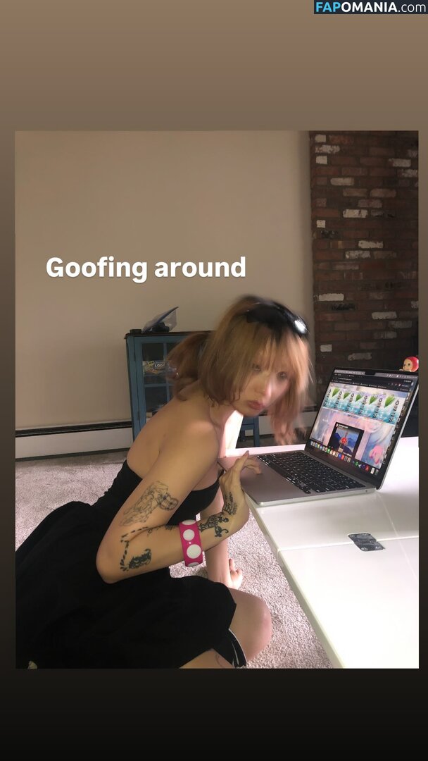 iamaspermwhale Nu OnlyFans  Photo fuitée #2
