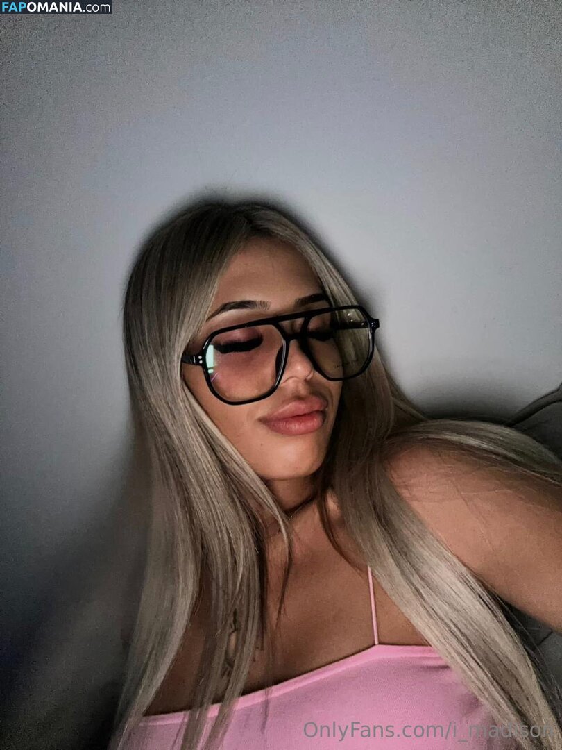 _.iammaddie6 / iammaddie06 Nu OnlyFans  Photo fuitée #12