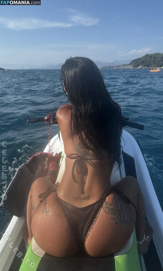 Iamsaraly Nu OnlyFans  Photo fuitée #4
