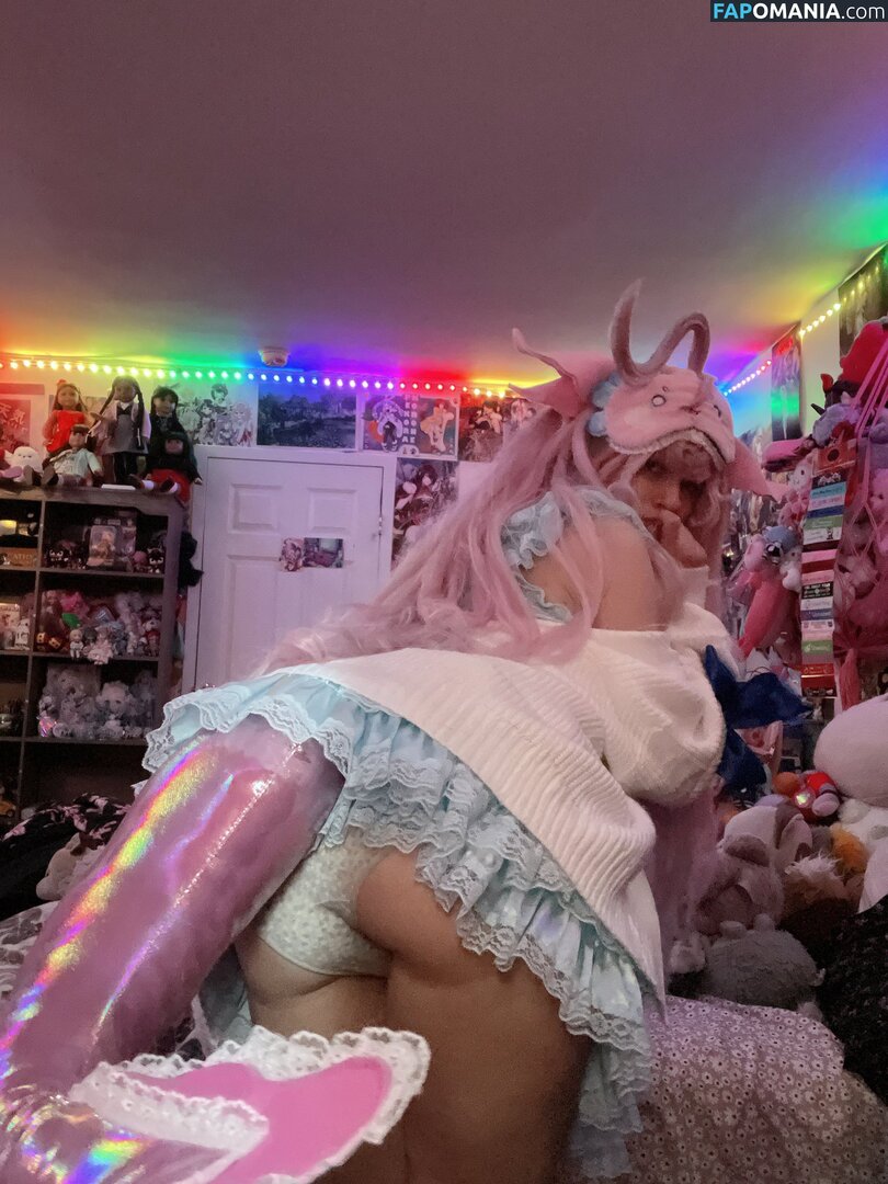 https: / ichiumu.cos Nu OnlyFans  Photo fuitée #2