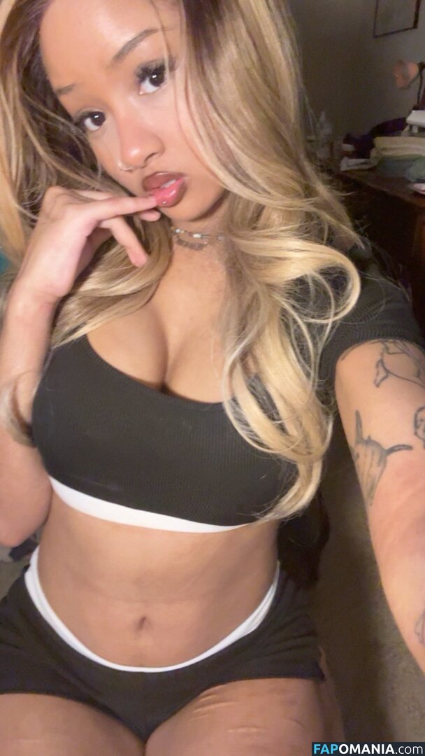 https: / ickysisterr / revoltingsister Nu OnlyFans  Photo fuitée #6