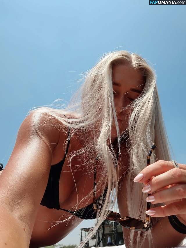 idakkarstoft / İda Kathrine Karstoft Nu OnlyFans  Photo fuitée #1