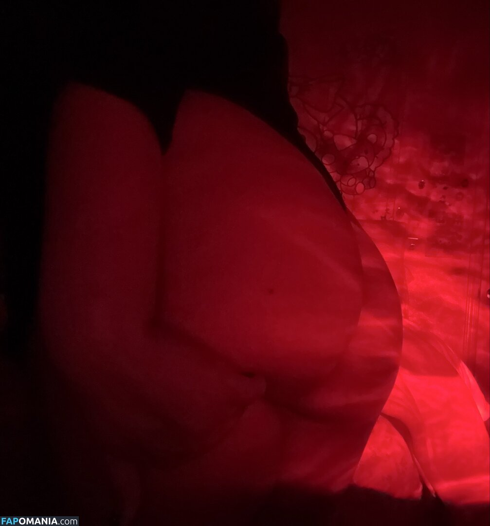 B4BYXDOLL / IHrtDazai / ihraizaa Nu OnlyFans  Photo fuitée #22