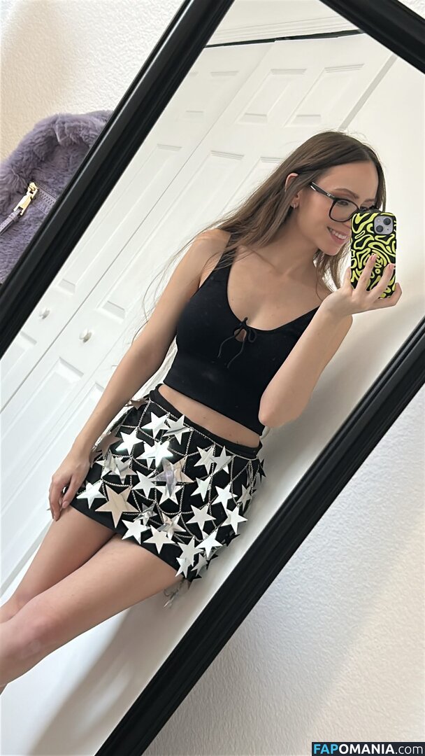 iiiZwerg Nu OnlyFans  Photo fuitée #9