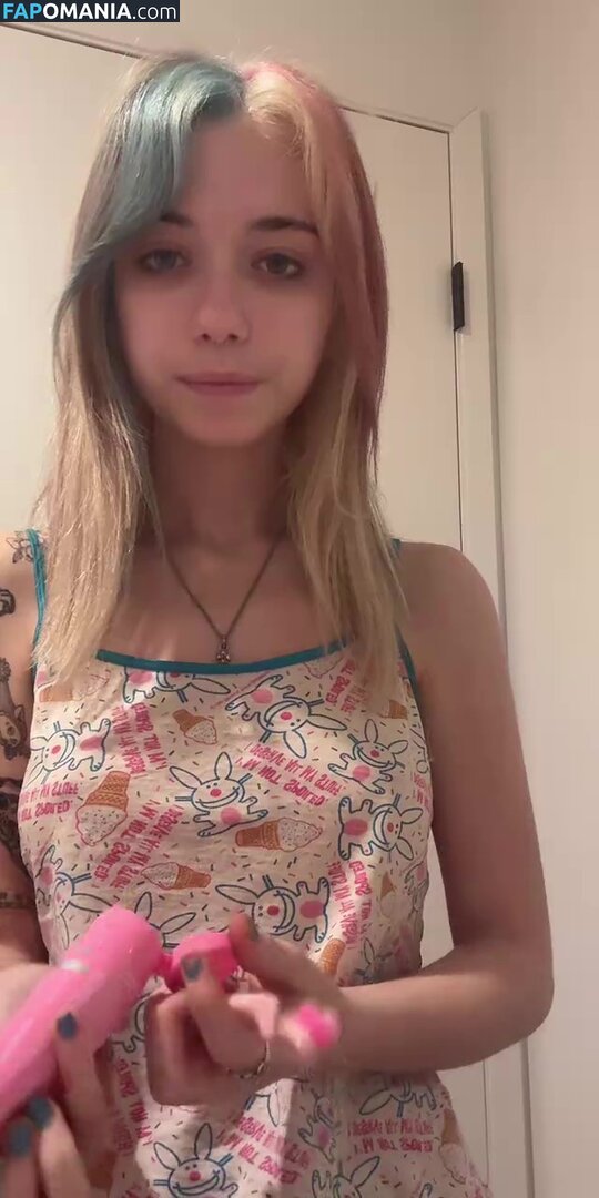 Iluvmeww / iluvmey Nu OnlyFans  Photo fuitée #376