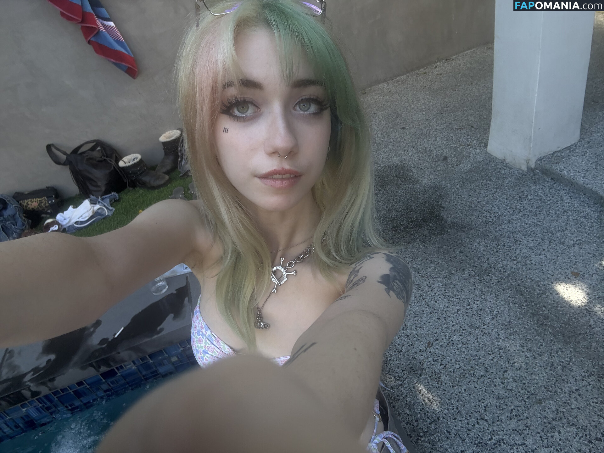 1ILuvMew1 / Iluvmeww / https: / iluvmey Nu OnlyFans  Photo fuitée #472
