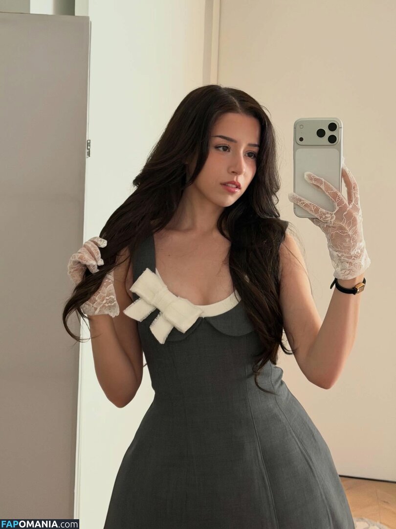 imane / imane... / pokimane Nu OnlyFans  Photo fuitée #32