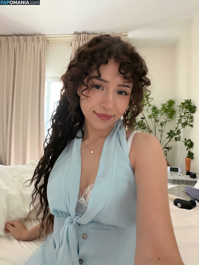 imane / imane... / pokimane Nu OnlyFans  Photo fuitée #63